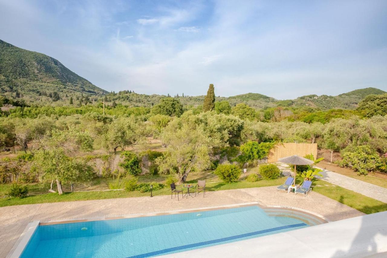 Villa Adonis Halikounas Bagian luar foto