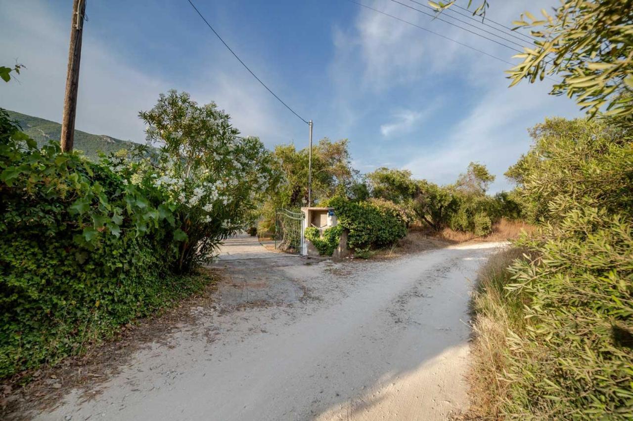 Villa Adonis Halikounas Bagian luar foto